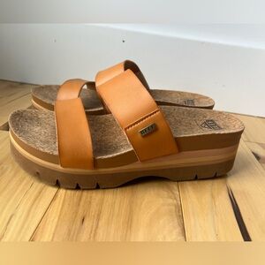 Reef cushion vista higher sandals